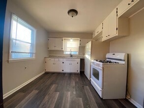 5221 N 68th St in Milwaukee, WI - Building Photo - Building Photo