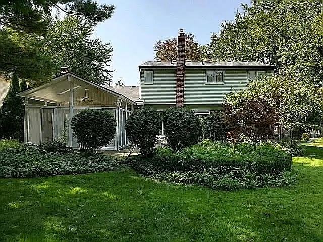 5138 Hale Dr in Troy, MI - Building Photo - Building Photo