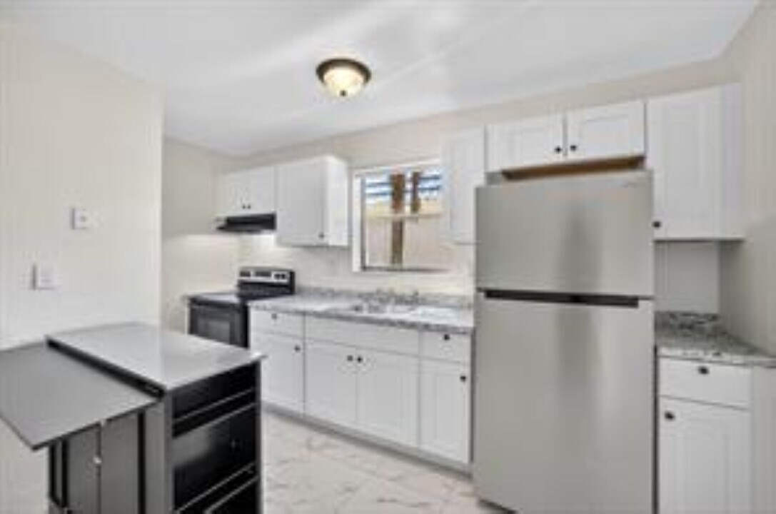 4081 N Dixie Hwy, Unit 22 in Fort Lauderdale, FL - Foto de edificio
