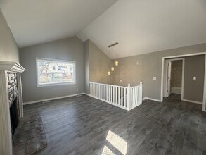 14033 Dornoch St in Grandview, MO - Building Photo - Building Photo