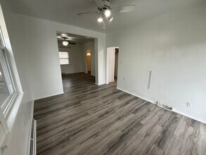 843 6th Ave in Coraopolis, PA - Building Photo - Building Photo