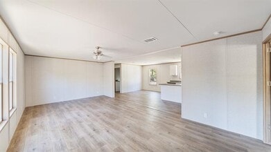 207 Woody Rd in Mabank, TX - Building Photo - Building Photo