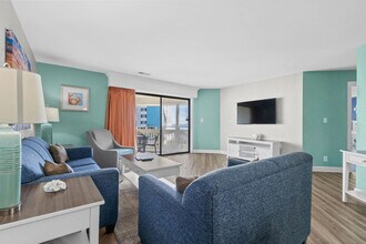 2805B N Ocean Blvd in Myrtle Beach, SC - Building Photo - Building Photo