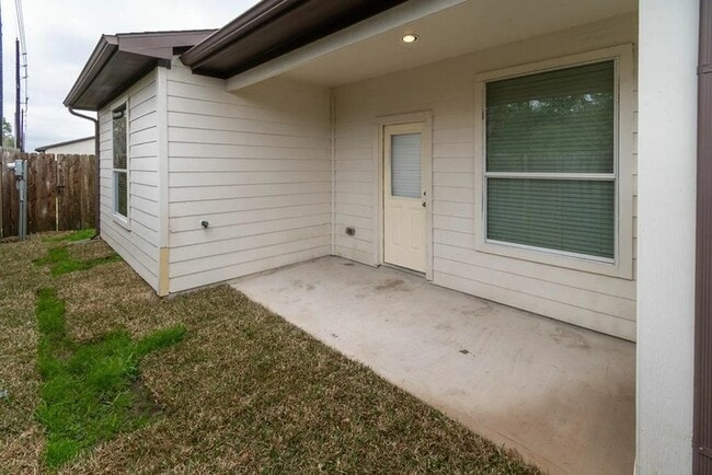 9731 Piave Drive in Houston, TX - Building Photo - Building Photo