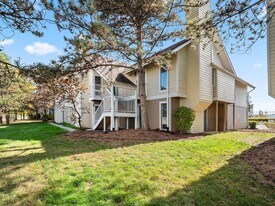 The Landings of Madison Heights in Madison Heights, MI - Building Photo