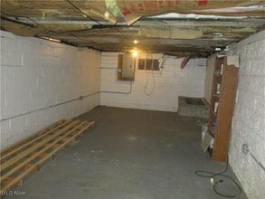 7180 Chagrin Rd in Chagrin Falls, OH - Building Photo - Building Photo