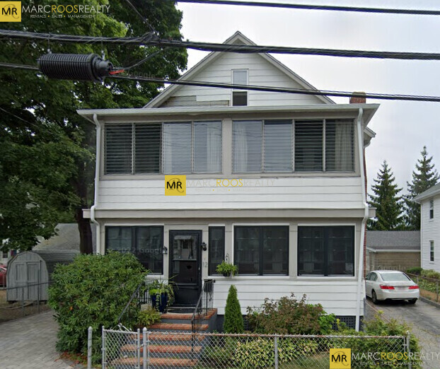 12 Lawrence St, Unit 1 in Watertown, MA - Building Photo