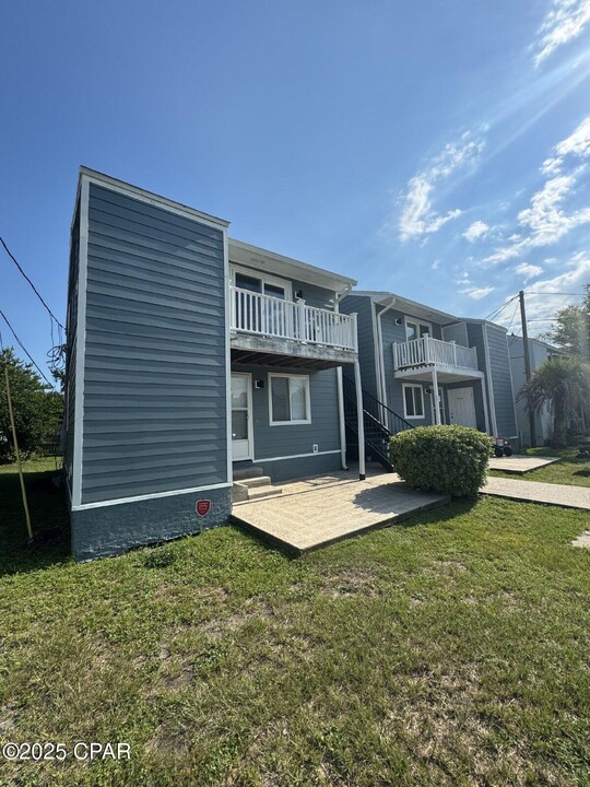 2507 W 10th St in Panama City, FL - Building Photo