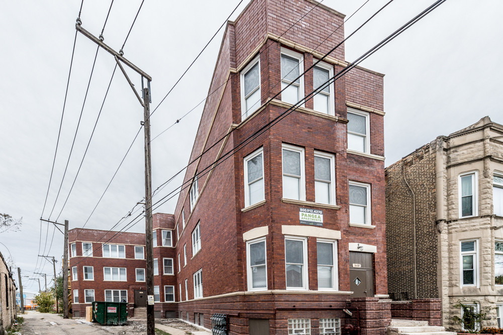 1630 S Sawyer Ave in Chicago, IL - Building Photo