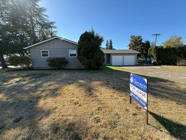 593 Connecticut Ave SE in Salem, OR - Building Photo - Building Photo