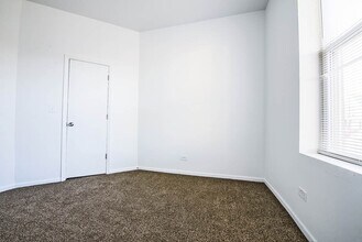 3560-64 W Cermak Rd 2151-57 S Central Chicago, IL 60623 in Chicago, IL - Building Photo - Building Photo