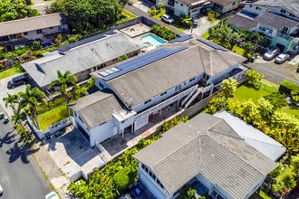 47-544 Hakuhale St in Kaneohe, HI - Foto de edificio - Building Photo