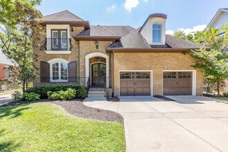 1801 Shackleford Rd in Nashville, TN - Building Photo - Building Photo