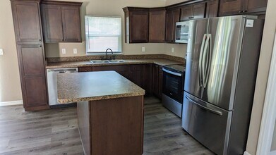 14857 SE 32nd Terrace in Summerfield, FL - Building Photo - Building Photo