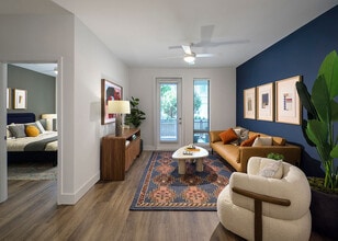 The Edley Apartments in Atlanta, GA - Foto de edificio - Building Photo