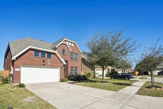 2813 Bottiglia Wy in League City, TX - Building Photo - Building Photo