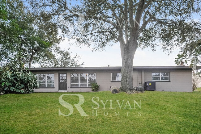 1139 Circle Dr in Lake Wales, FL - Building Photo - Building Photo