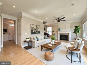 15004 Slippery Elm Ct in Woodbridge, VA - Building Photo - Building Photo