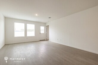 751 Thea Mdws in Marion, TX - Foto de edificio - Building Photo