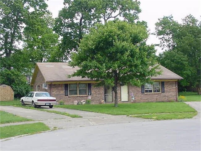 property at 310 Garden Park Dr