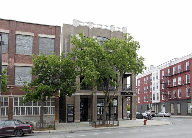 1700 W Division St in Chicago, IL - Building Photo - Building Photo