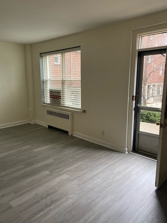 18 Dean Rd, Unit T2 in Brookline, MA - Building Photo - Building Photo