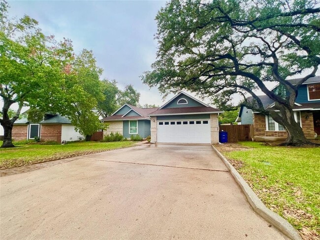 property at 11917 Meadowfire Dr