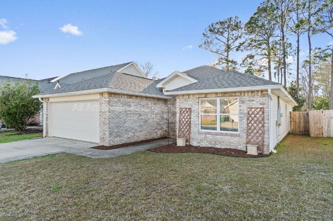 444 Bridgewater Ct in Mary Esther, FL - Building Photo - Building Photo