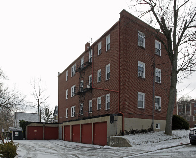 3400 Erie Ave in Cincinnati, OH - Building Photo - Building Photo