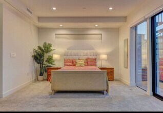 22 Promenade Isle Ln in Henderson, NV - Building Photo - Building Photo