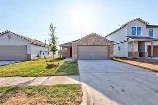 11832 KAMERON Wy in Yukon, OK - Building Photo
