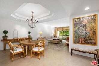 2132 Century Park Ln in Los Angeles, CA - Building Photo - Building Photo