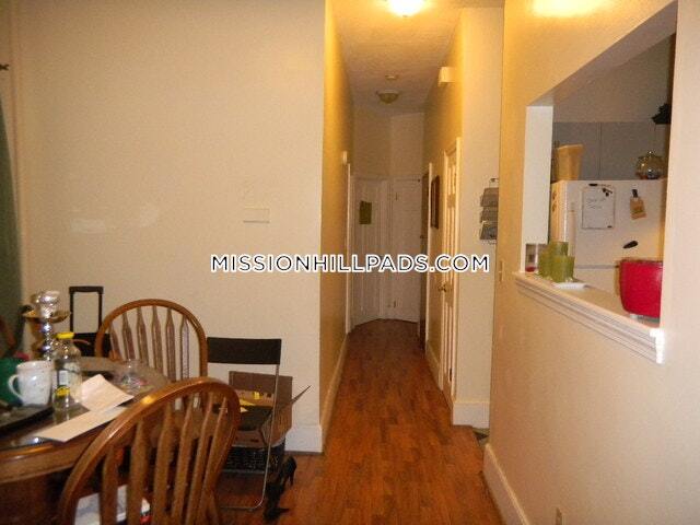 860 Huntington Ave, Unit 1 in Boston, MA - Building Photo - Building Photo