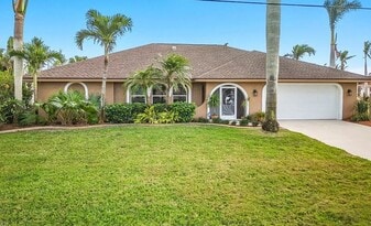 1704 Palaco Grande Pkwy in Cape Coral, FL - Building Photo
