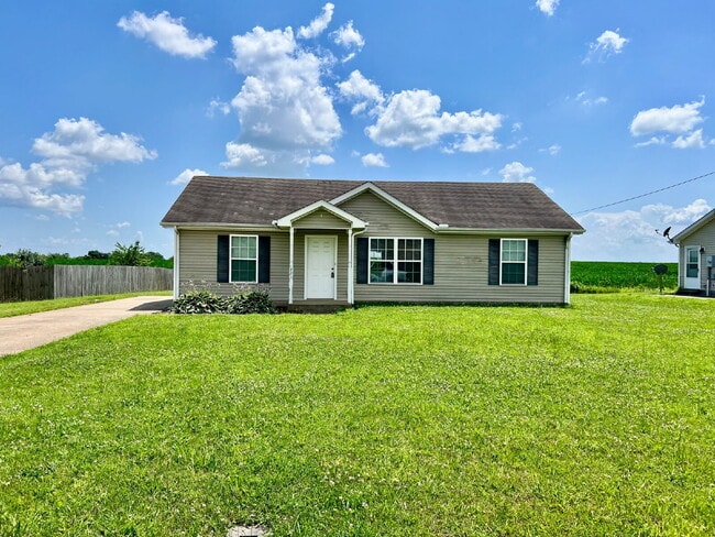 property at 221 Bob White Trail