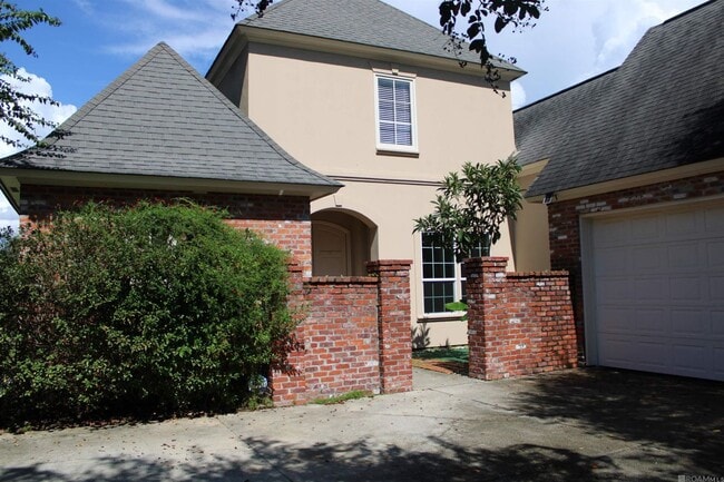 19435 S Harrells Ferry Rd in Baton Rouge, LA - Foto de edificio - Building Photo