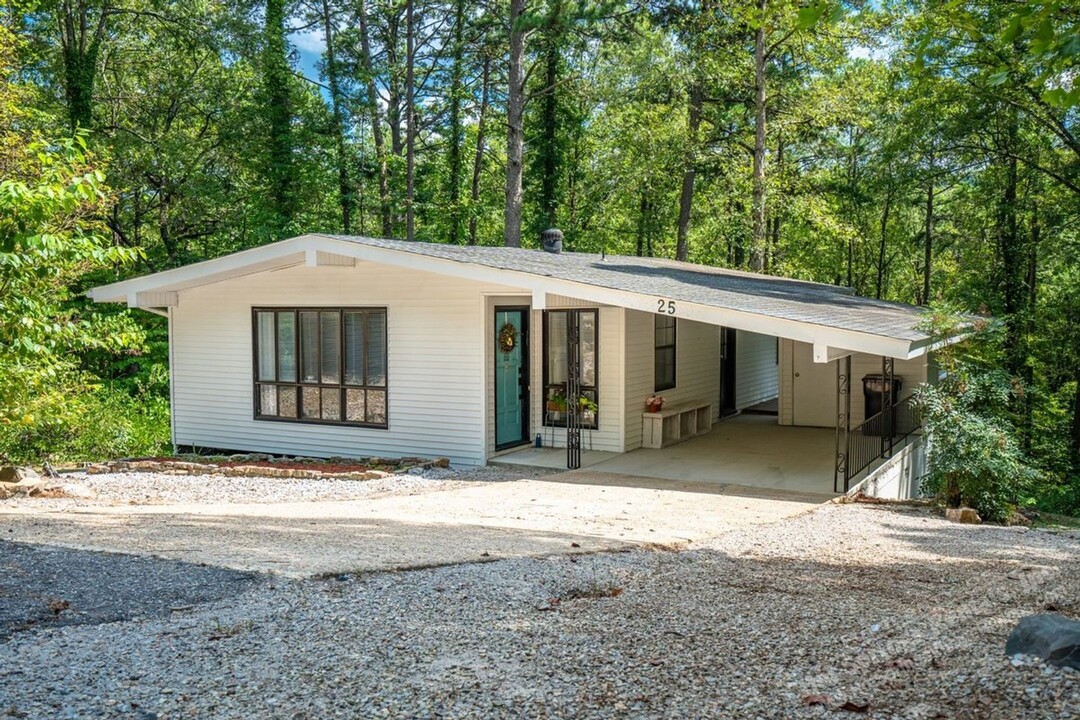 25 Herencia Cir in Hot Springs, AR - Building Photo