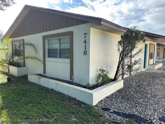 property at 7416 Valencia Rd
