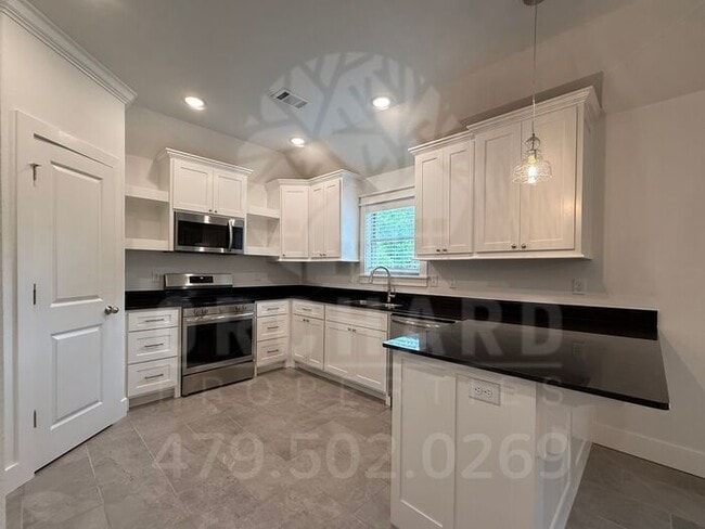 property at 15 Taransay Dr