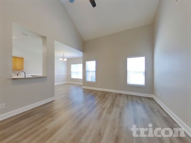 1318 Allison Ct in Lebanon, TN - Foto de edificio - Building Photo