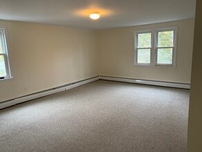 23 Elm St in Manchester by the Sea, MA - Building Photo - Building Photo