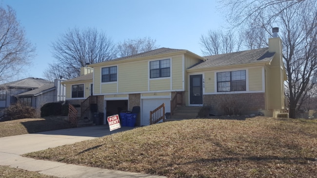 property at 1615 W Spruce St