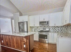 2404 Caneridge Pt SW in Marietta, GA - Building Photo - Building Photo