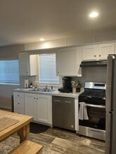 112 Northside Dr in Lander, WY - Building Photo - Building Photo