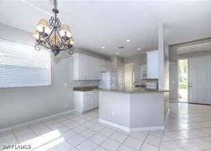 11286 Lakeland Cir in Ft. Myers, FL - Building Photo - Building Photo