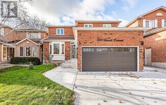 640 Farwell Crescent in Mississauga, ON - Building Photo