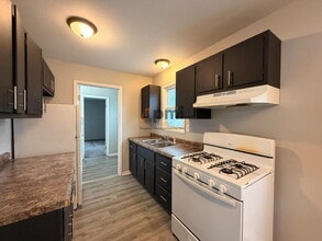 325 Lahonda Dr in Valparaiso, IN - Building Photo - Building Photo