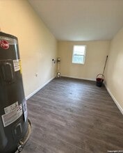 203 Fount St in Pleasanton, TX - Building Photo - Building Photo