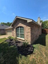 1359 Cleardale Dr in Dallas, TX - Building Photo - Building Photo