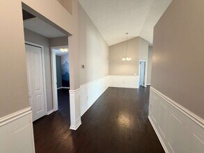 8505 Bella Way in Tampa, FL - Foto de edificio - Building Photo